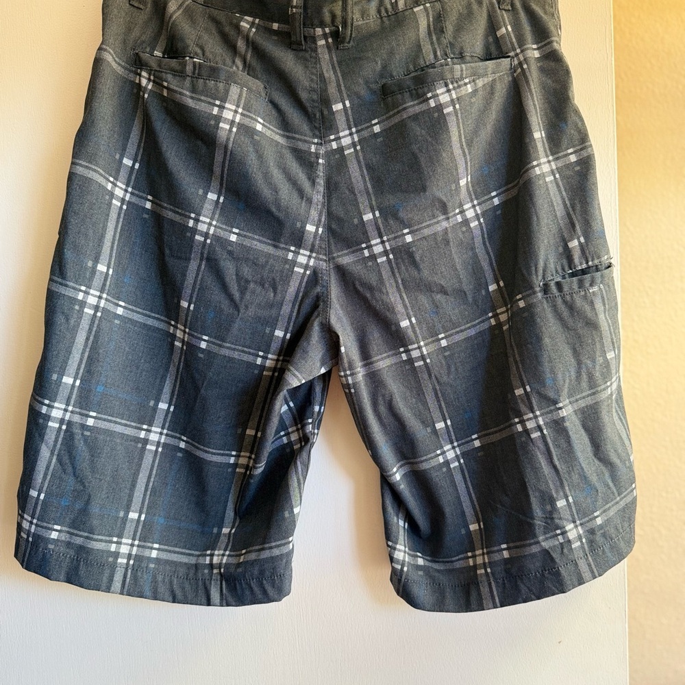 Urban Pipeline. Max Flex. Plaid shorts size 34, 5 pockets. - Picture 4 of 5